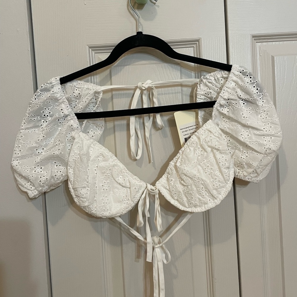 White lace tie top NWT